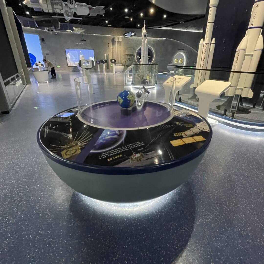 Tidal Interaction Exhibit: Top STEM Education Experience & Interactive Bionic Science Display