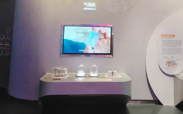 Custom material science installation for interactive science museums