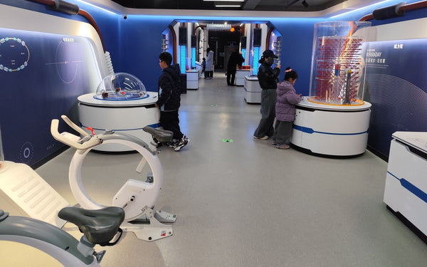 Custom science museum exhibit design and installation by Zoomking
