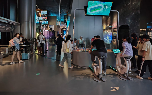 science museum exhibit installation and on-site technical support
