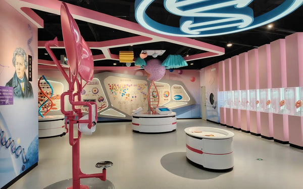 Human body learning display designed for interactive life science education