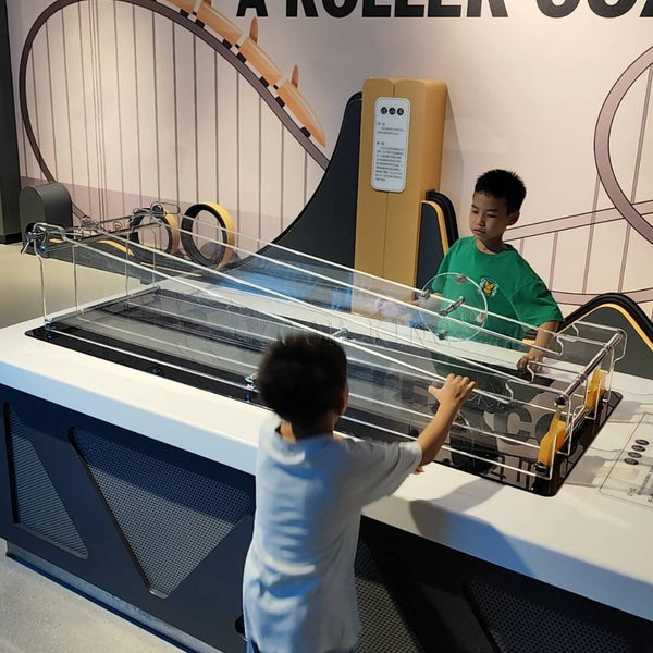 Slope race inertia interactive exhibit integrated in science museum gallery
- Zigong Zhongqing Technology Co., Ltd. Operating under the brand Zoomking®.