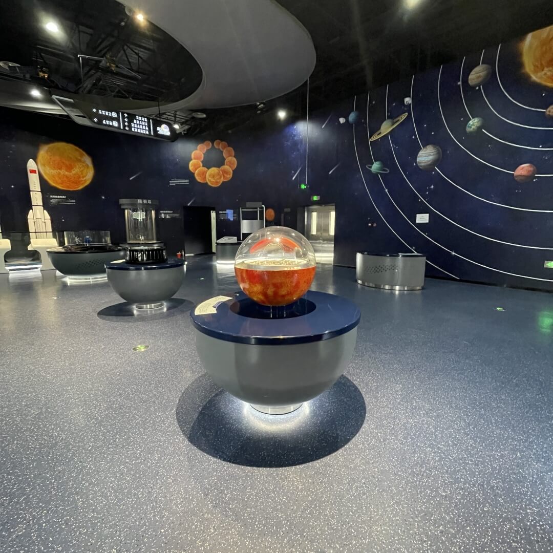 Interactive museum exhibits,Traveling with Photons, educational exhibits