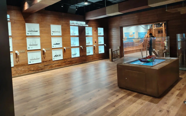 Hands-on science exhibit designed for visitor interaction