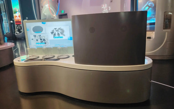 Interactive materials display designed for public science learning